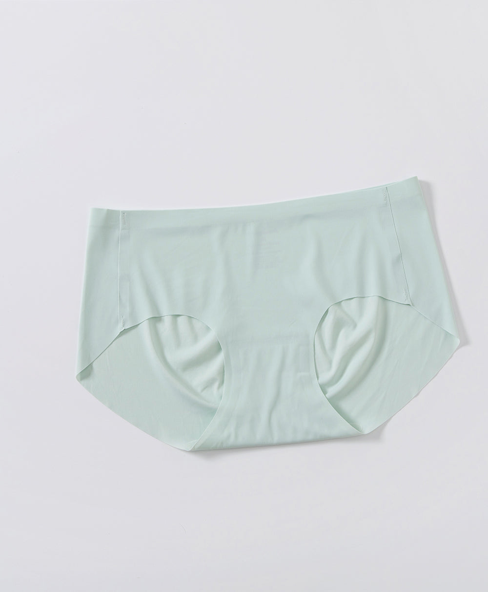 Ultra Clean Cut Seamless Hipster Panties